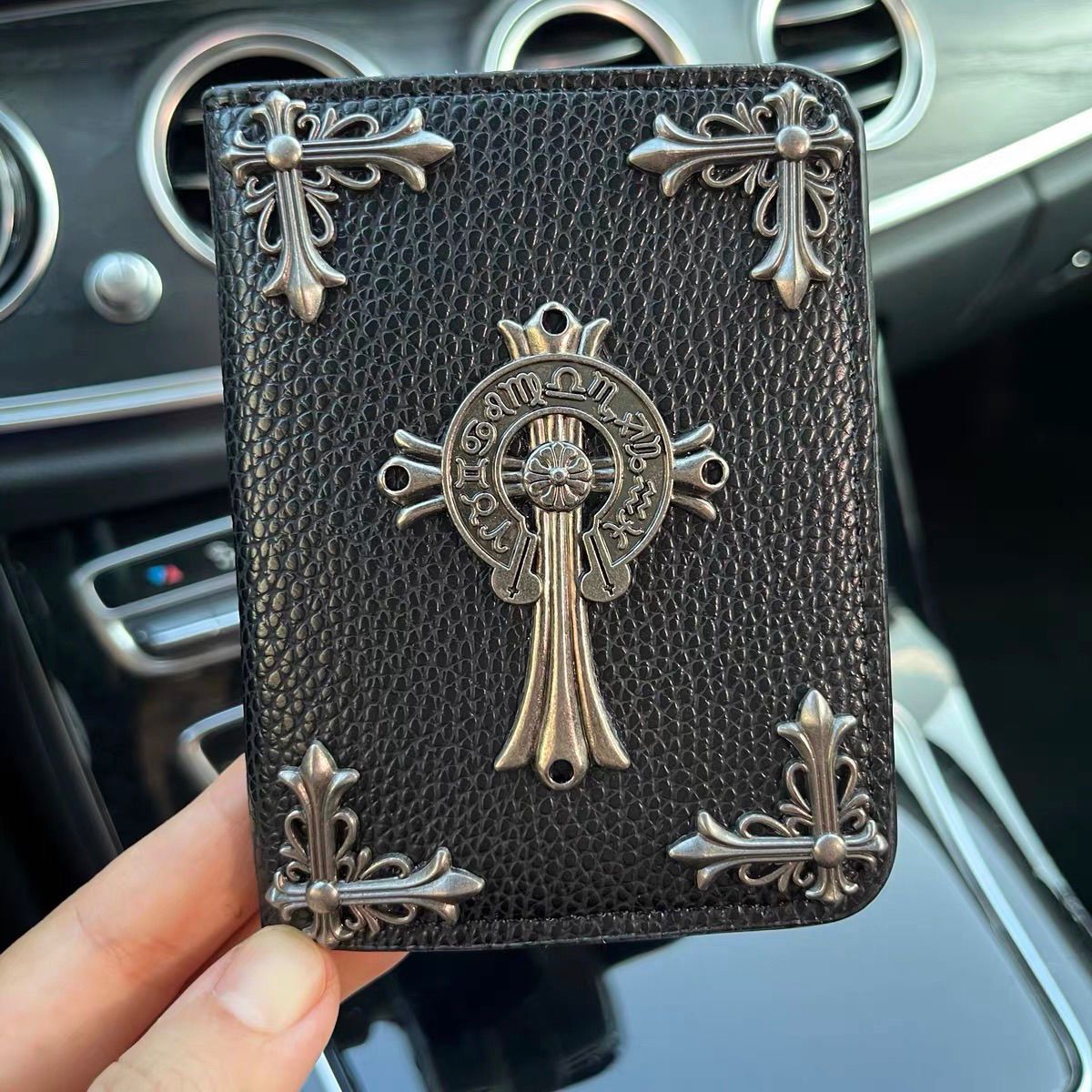 Men's Wallet Purse with Corner Designs