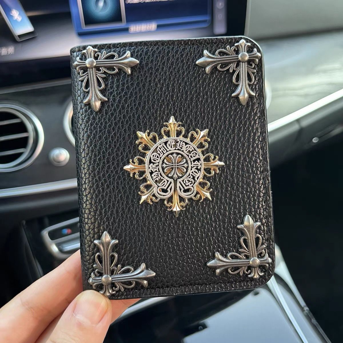 Men's Wallet Purse with Corner Designs
