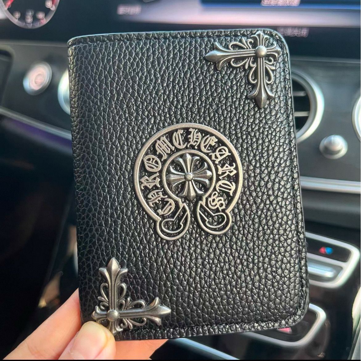 Men's Wallet Purse with Corner Designs