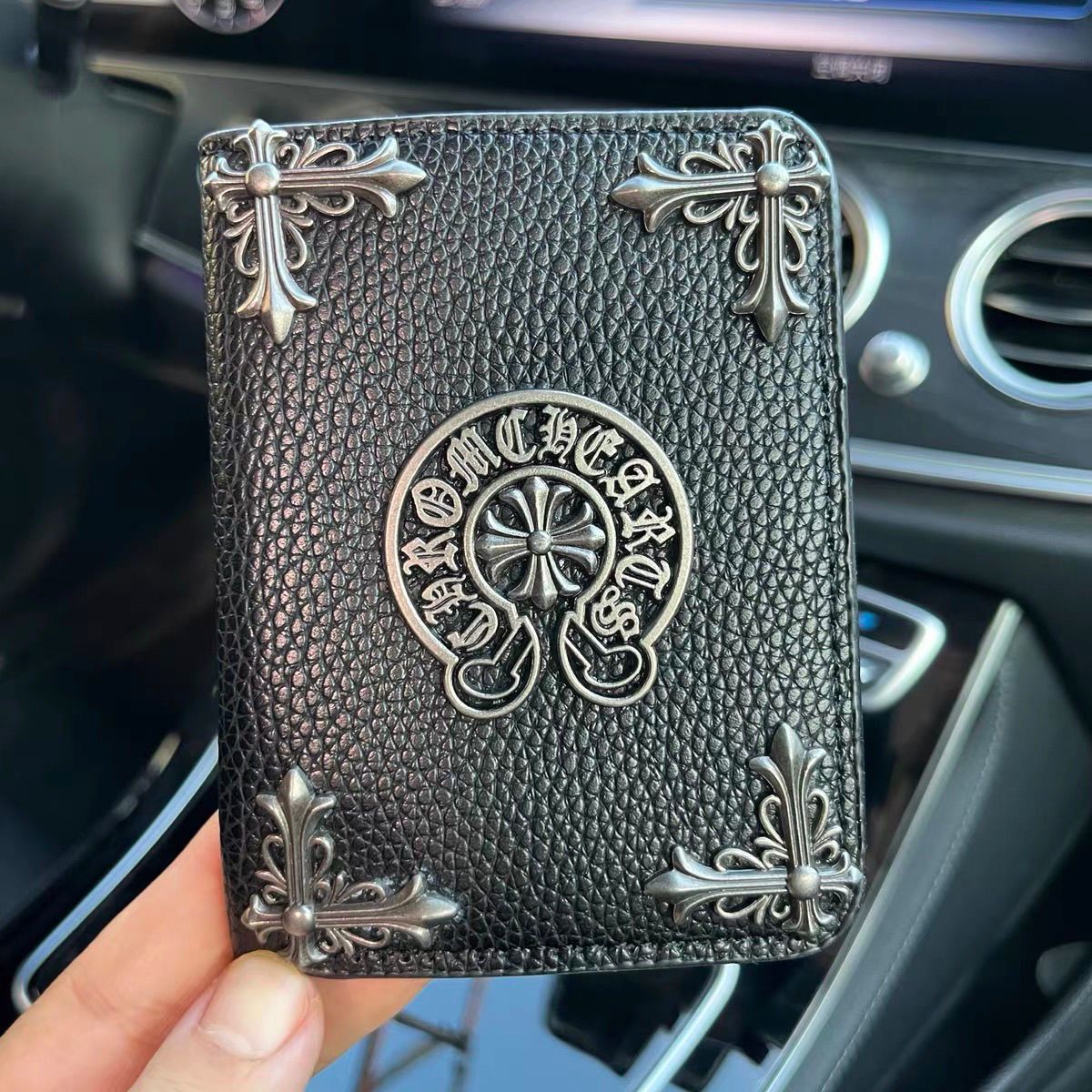 Men's Wallet Purse with Corner Designs