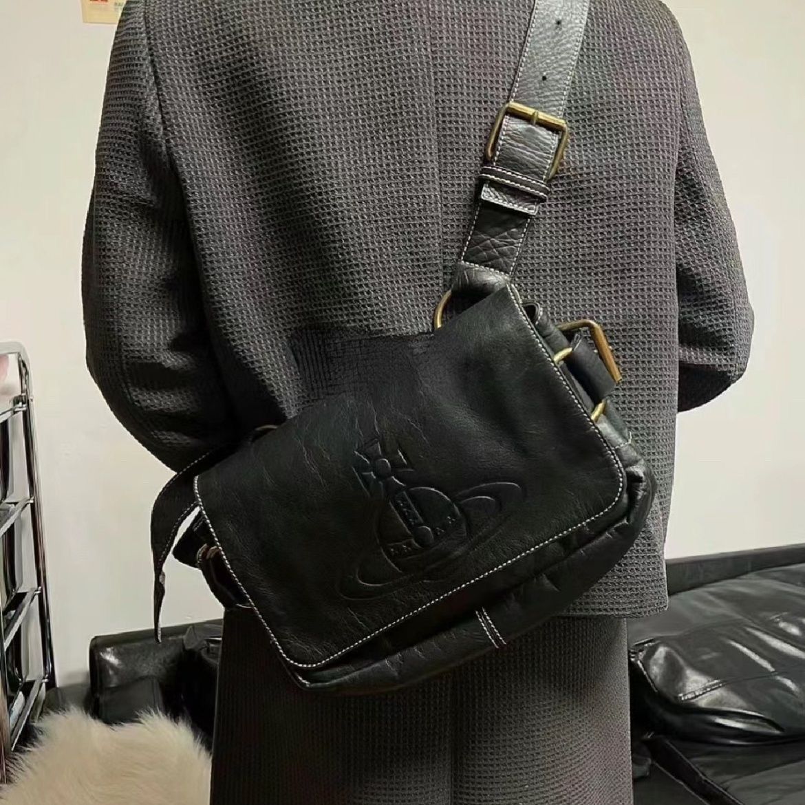 Crossbody should bag