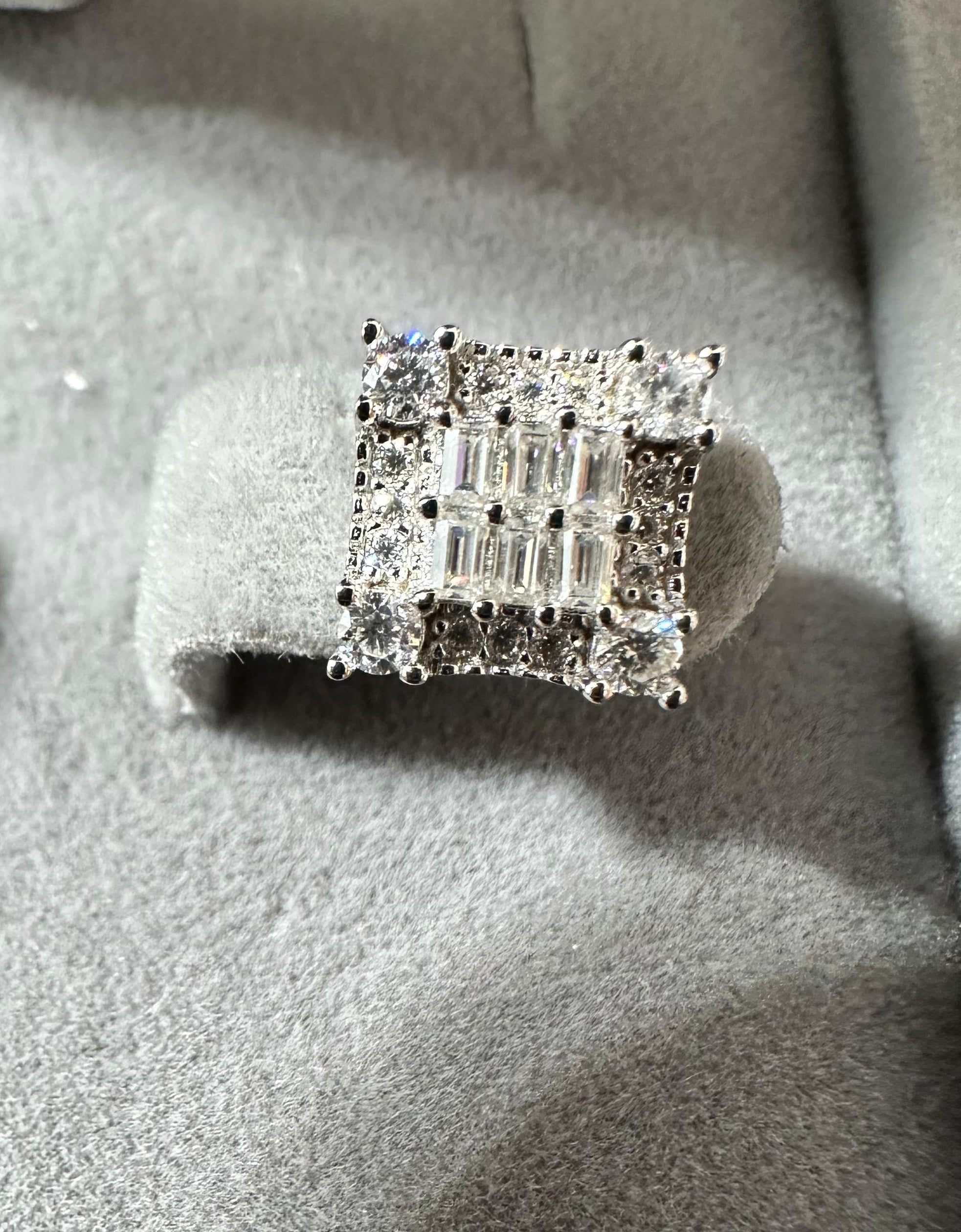 Moissanite Diamond